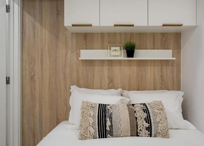 Petite Charm In Old * Lisboa