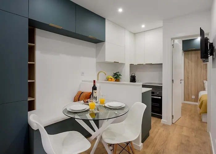 Petite Charm In Old Apartamento *