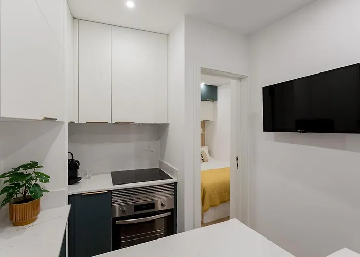 Petite Charm In Old Apartamento *