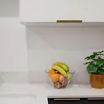 Petite Charm In Old Apartamento